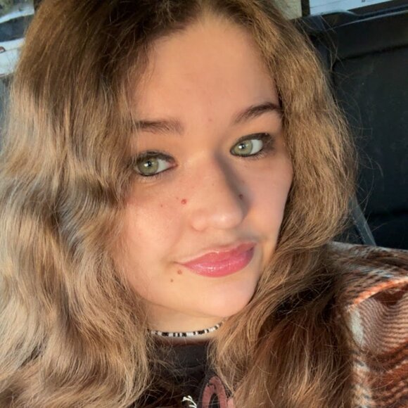 Meet the Posher Other - Meet your Posher, Samantha